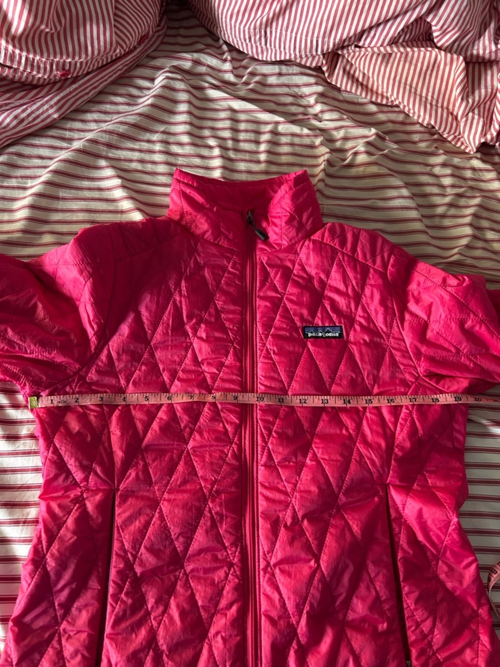 Patagonia Quilted Lightweight Packable Jacket - Picture 7 of 10